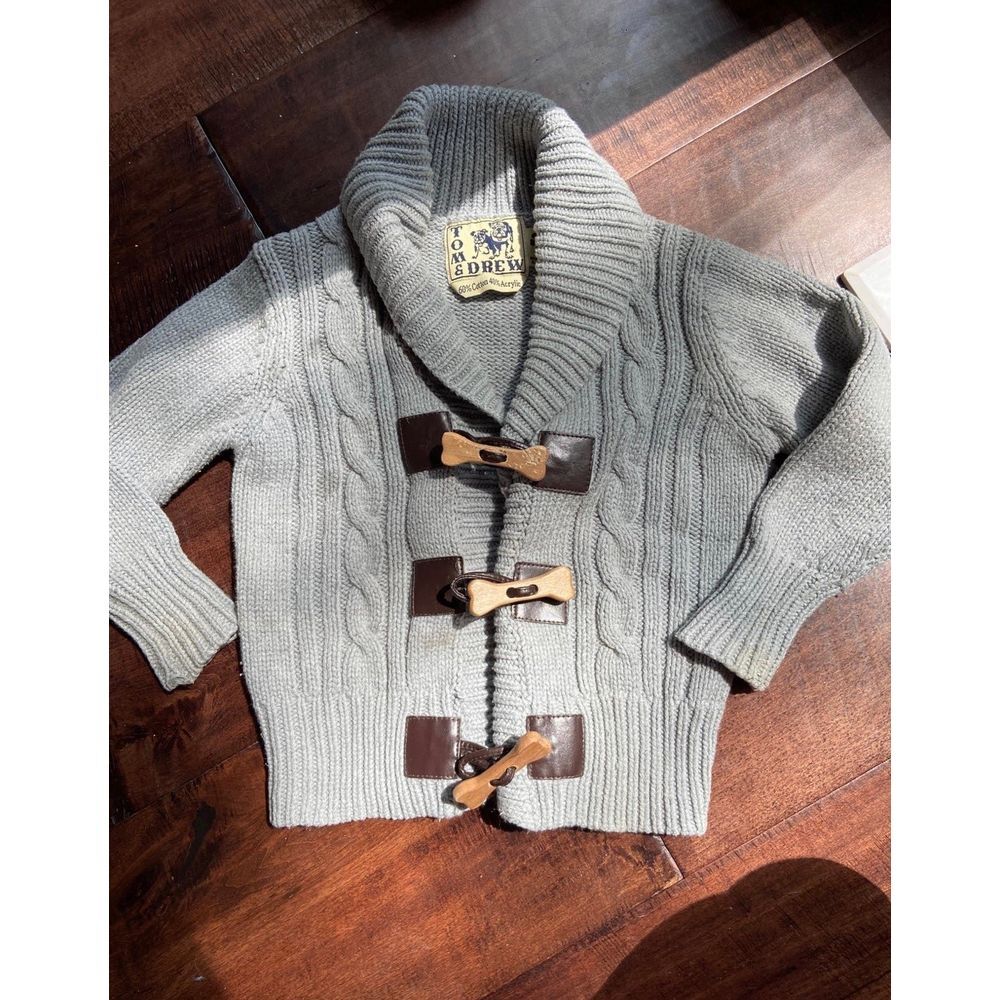 Tom and drew knit sweater‎ 2-3 wood bone detail boutique fall